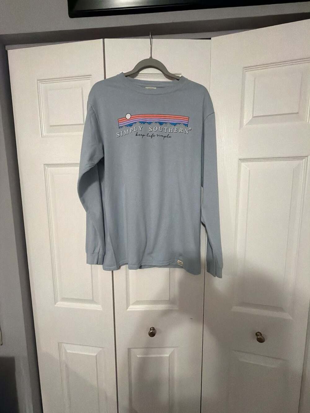 Simply Southern Camp Dogs Mountain Retro Long Sleeve T-Shirt Size Medium